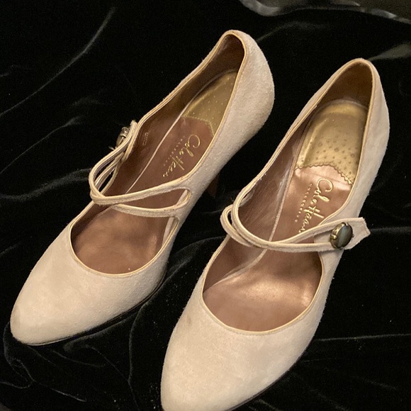 Suede heels with button strap and Nike Air! Camel color. - Picture 1 of 6